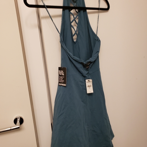 Backless strappy dress - Picture 2 of 2